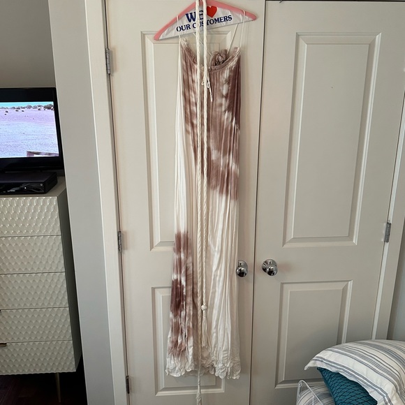 Young Fabulous & Broke • Crean and Taupe Maxi • Size S - Picture 2 of 4